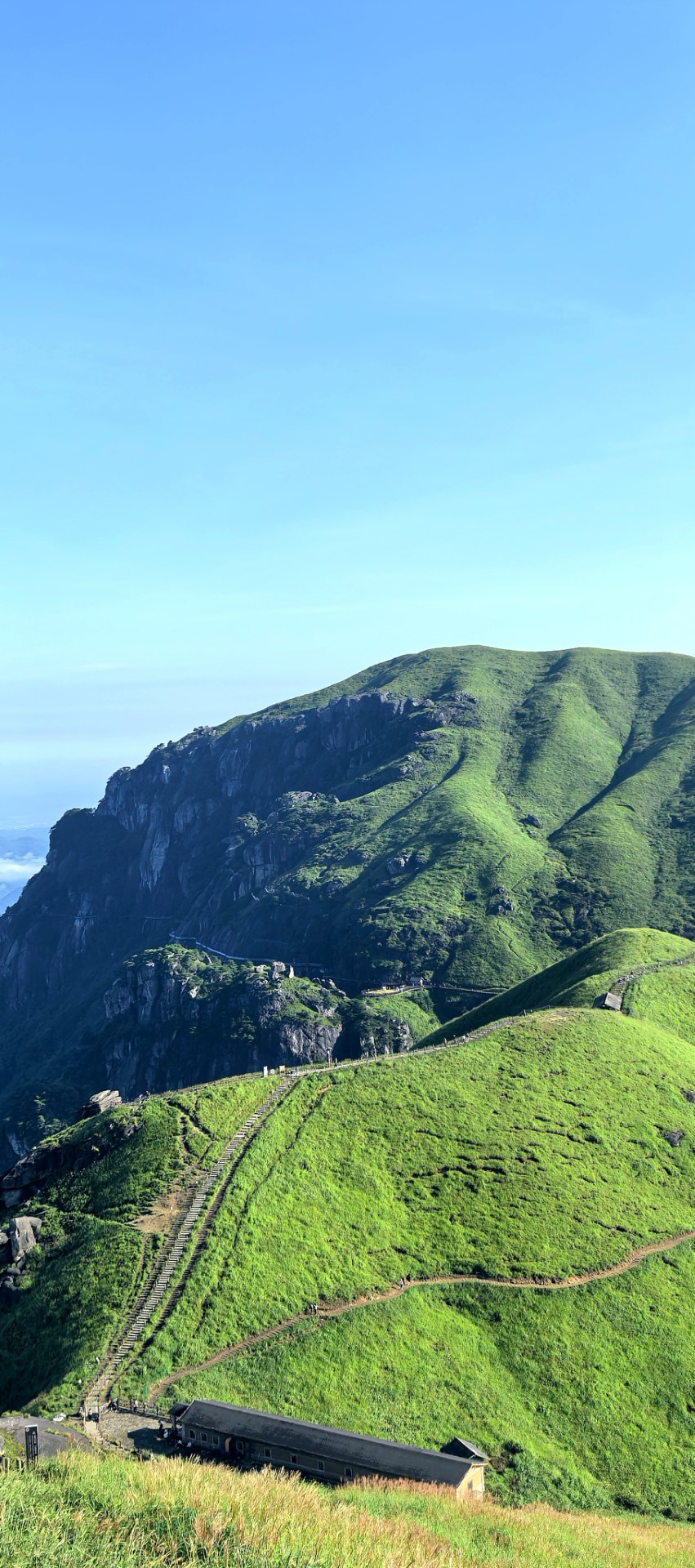 夏赴山野